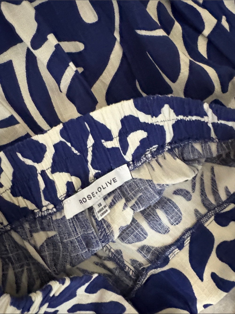 Rose & Olive Blue and White Tropical Print Wide-Leg Jumpsuit - Picture 4 of 4